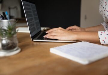 Plataformas online são as melhores formas de fazer a sua tradução técnica Brasília.