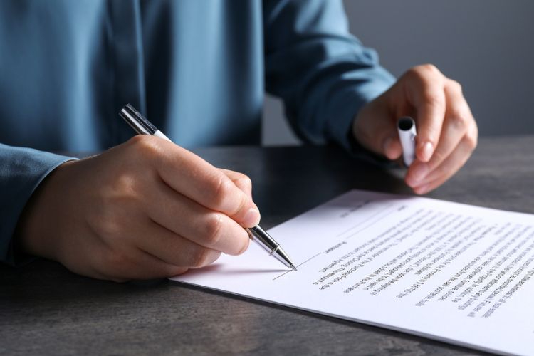 Brazil Translations faz tradução juramentada em vários idiomas.